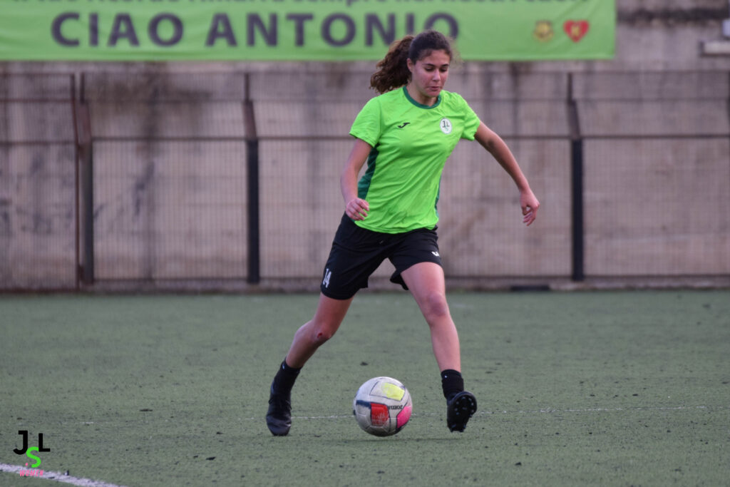 La grande soddisfazione della Junior Sport Lab traspare dalle dichiarazioni del tecnico Marco Palmeri: “La “chiamata” di Brunilde è frutto dei tanti contatti che teniamo con la Fiorentina, in particolare con l’area femminile del direttore Simone Mazzoncini e con lui si è pensato di inserire la ragazza in questa prestigiosissima attività”.